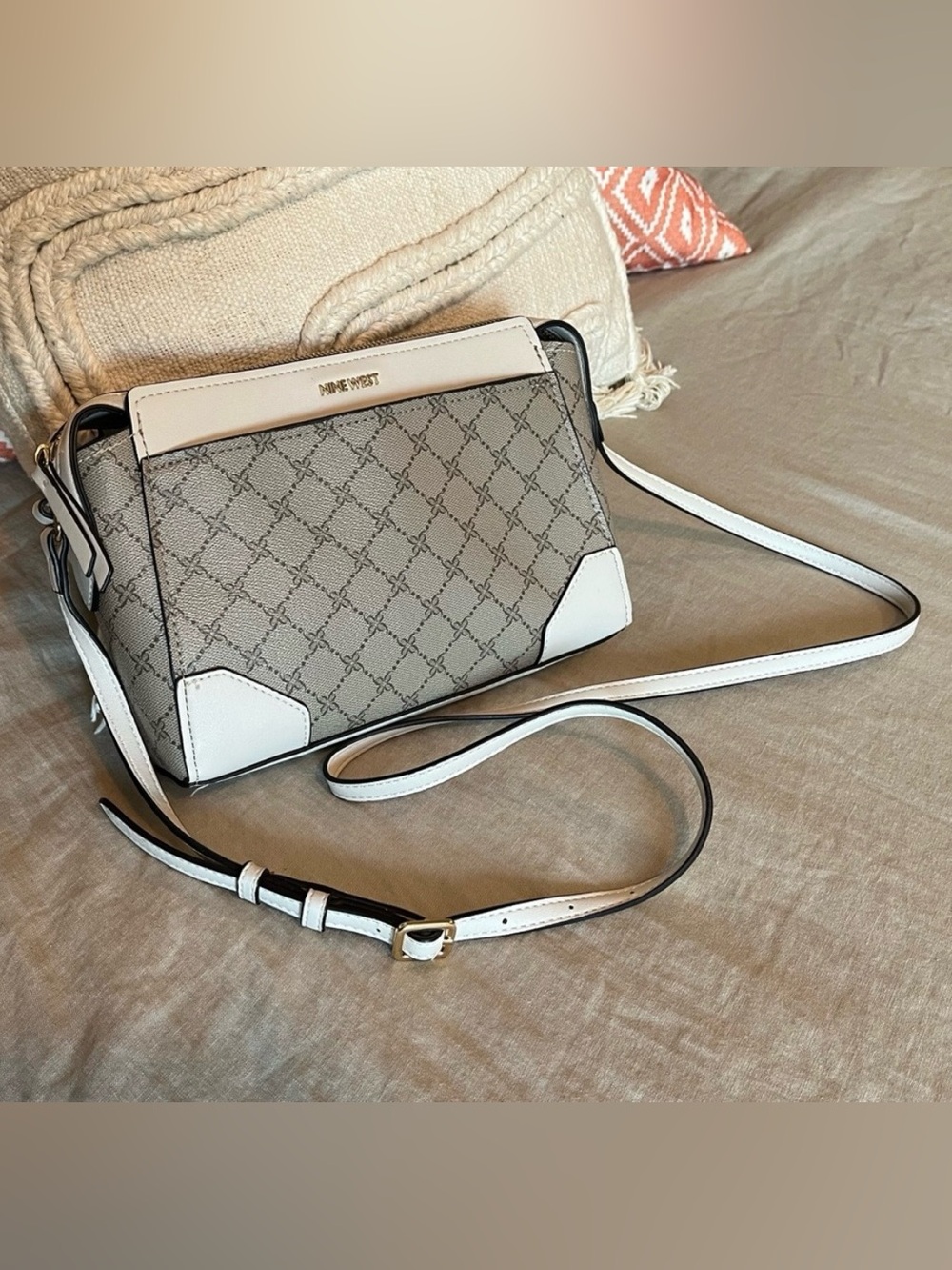 Nine West Brooklyn Jet Set Crossbody Bag in Mushroom/Cream